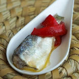 Smoked Sardines in Olive Oil Xeito 10-15 Pc. La brujula 130g | Sardinas Ahumadas en Aceite de Oliva Xeito 10-15 La Brújula 130 g